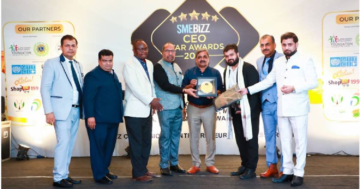 CORONET Bath Fittings CEO Sunal Gulati honored by Union Minister Ramdas Athawale in SMEBIZZ CEO Star Awards 2022